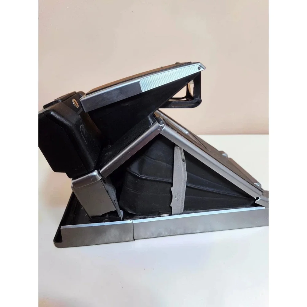 Polaroid camera untested